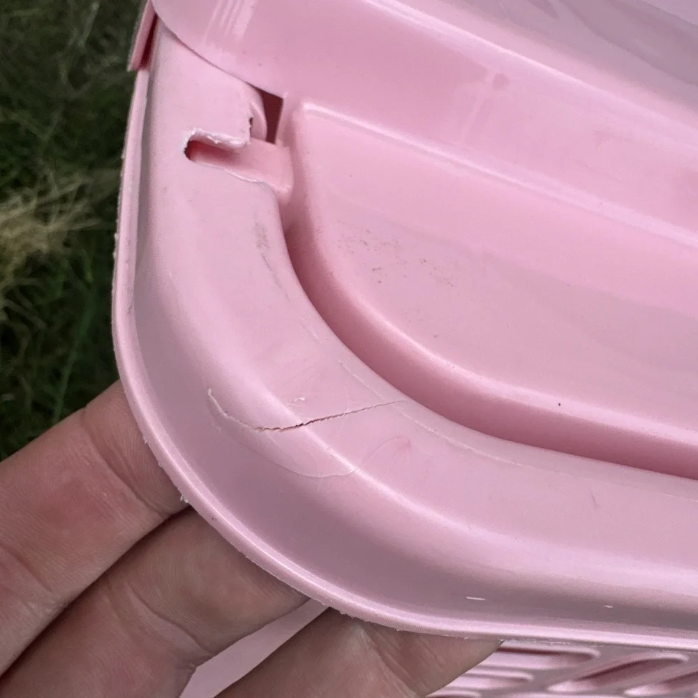 Sterilite Laundry Hamper Pink Plastic Tall 62 Qt Flip Lid Movie Prop Vtg 1990s